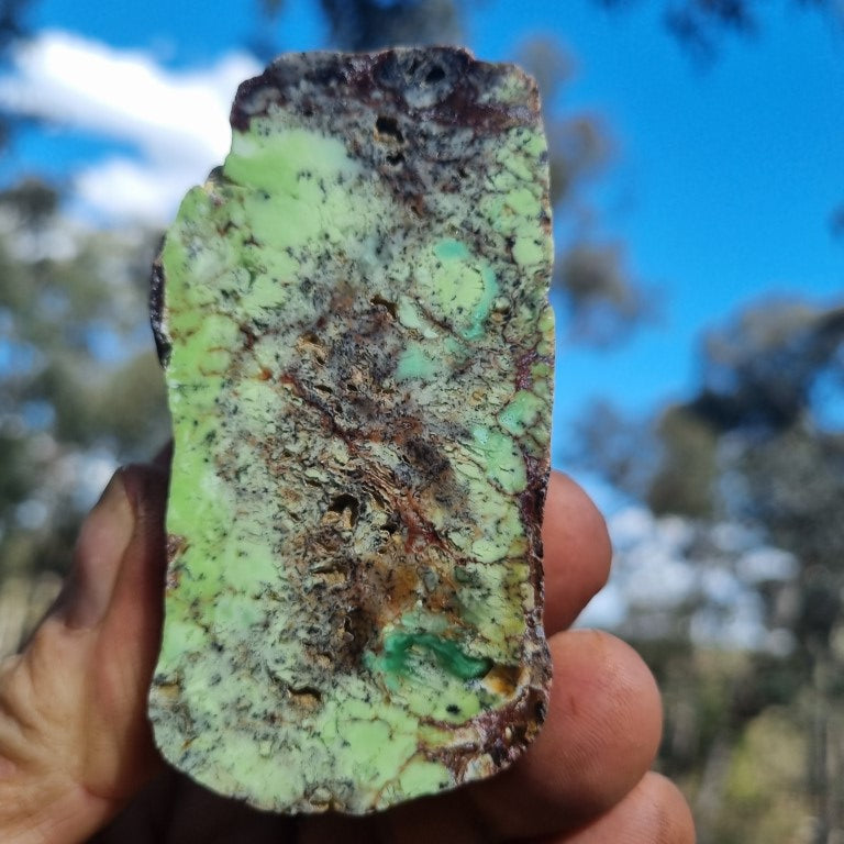 Polished Magnesite specimen. MAP169 – GemstoneGeeks.