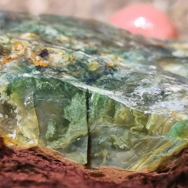 Green Opal  rough.  GOR 103