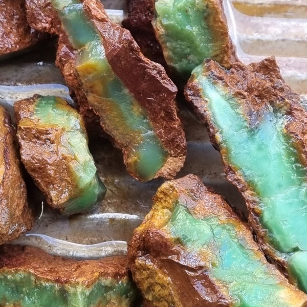 Chrysoprase rough.  CHR 175