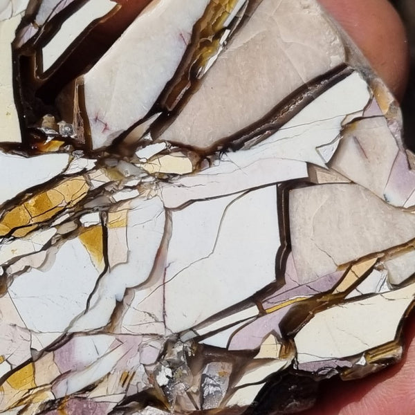 Polished Brecciated Mookaite slab BM281