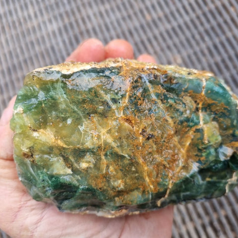 Green Opal  rough.  GOR 106