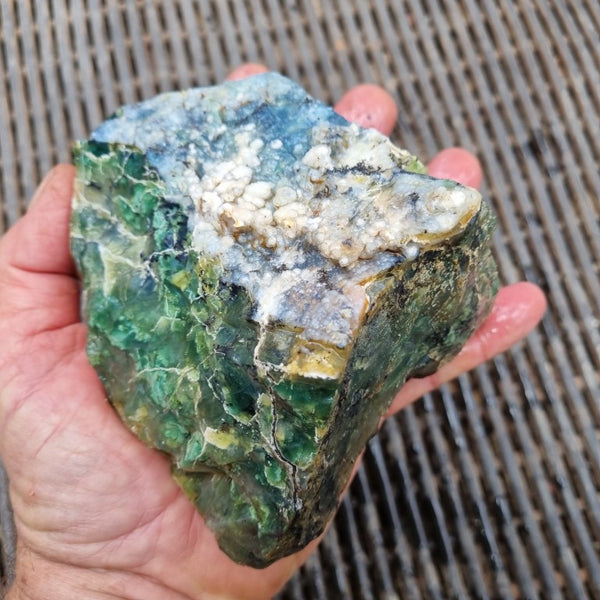 Green Opal  rough.  GOR 107