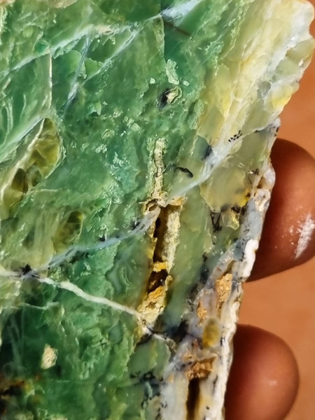 Polished Green Opal slab GRN87