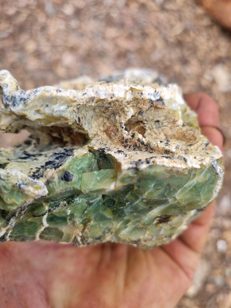 Polished Green Opal rock GRN89