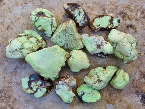 Lime magnesite rough – GemstoneGeeks Pty. Ltd.