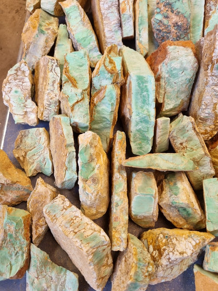 Variscite rough. VR532 (Wholesale lot, will qualify for 20% discount at checkout.)
