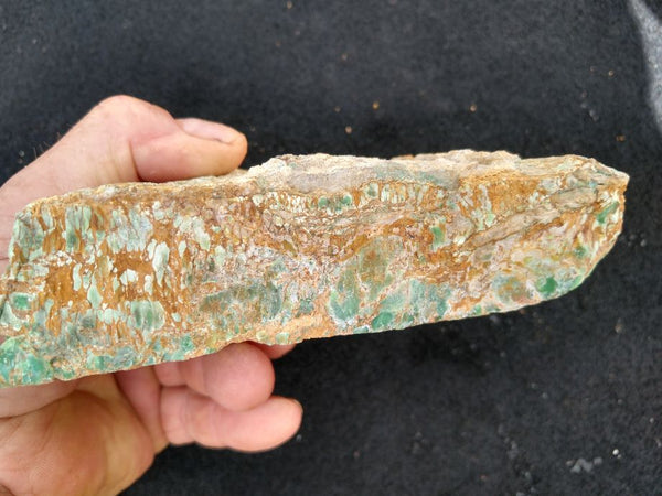 Variscite rough.  VR 322