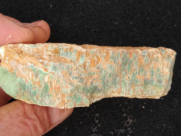 Variscite rough.  VR 325