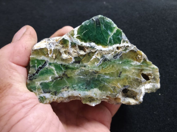 Polished Green Opal rock GREEN70